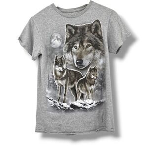 DOM Men's Gray Wolf‎ Pack Graphic T Shirt Short Sleeve Casual Top Size Small
